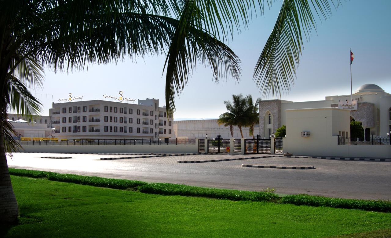 Gateway Salalah Hotel Apartments Zewnętrze zdjęcie